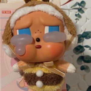 CRYBABY Crying Again Series-Vinyl Face Plush Blind Box Ill bring you a flower